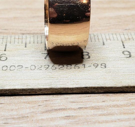 Продам золотое кольцо