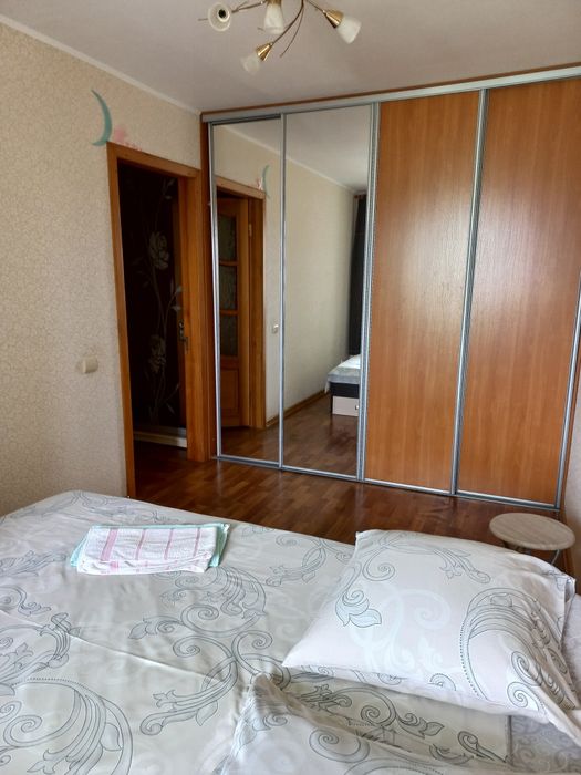 2х ком.кв посуточно,почасово без откл. света 1200грн  с  кондиционером