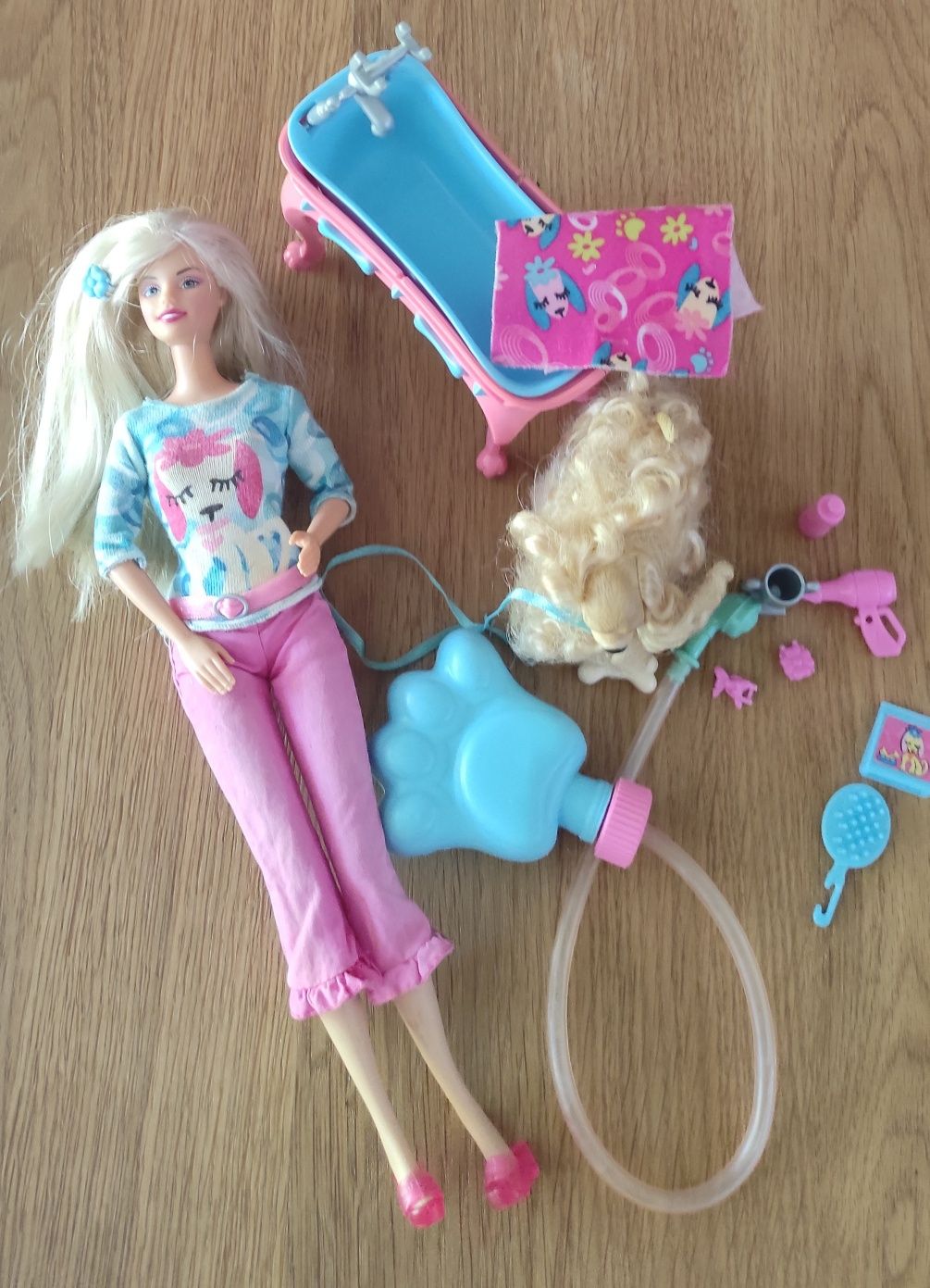 Barbie Stylin’ Pup zestaw lalka Barbie blondynka