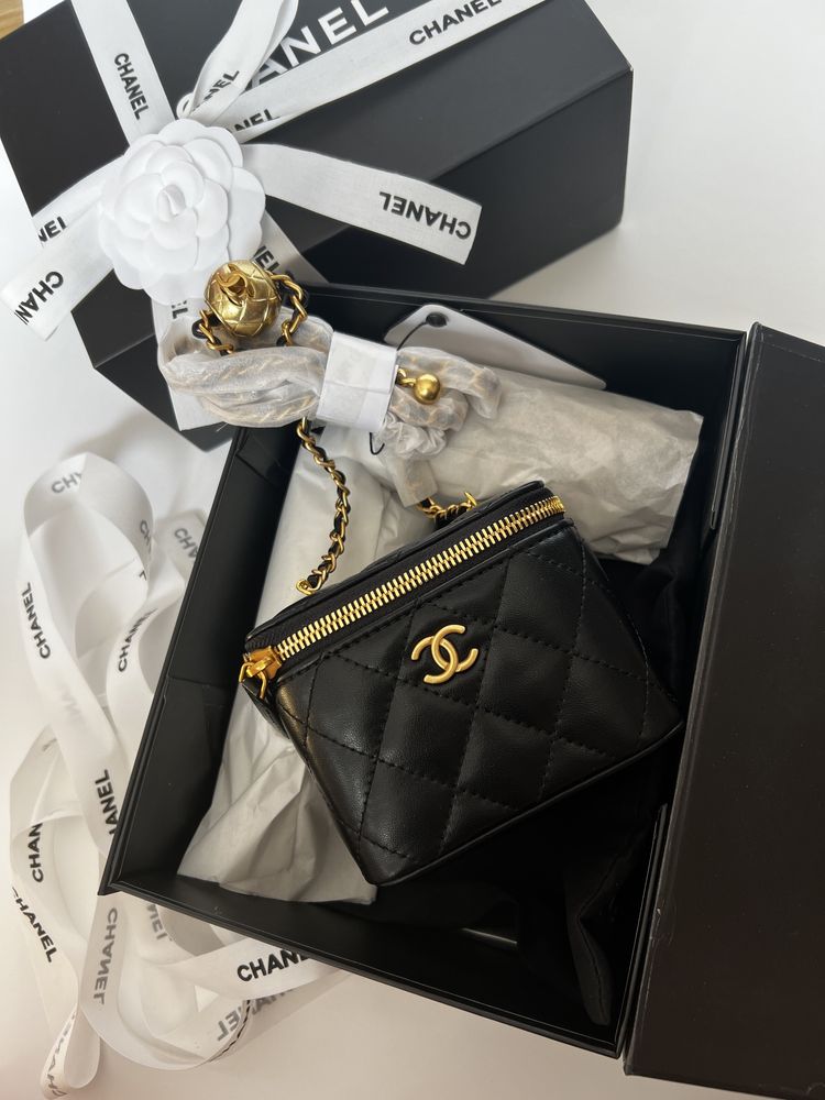 Chanel міні сумка клатч