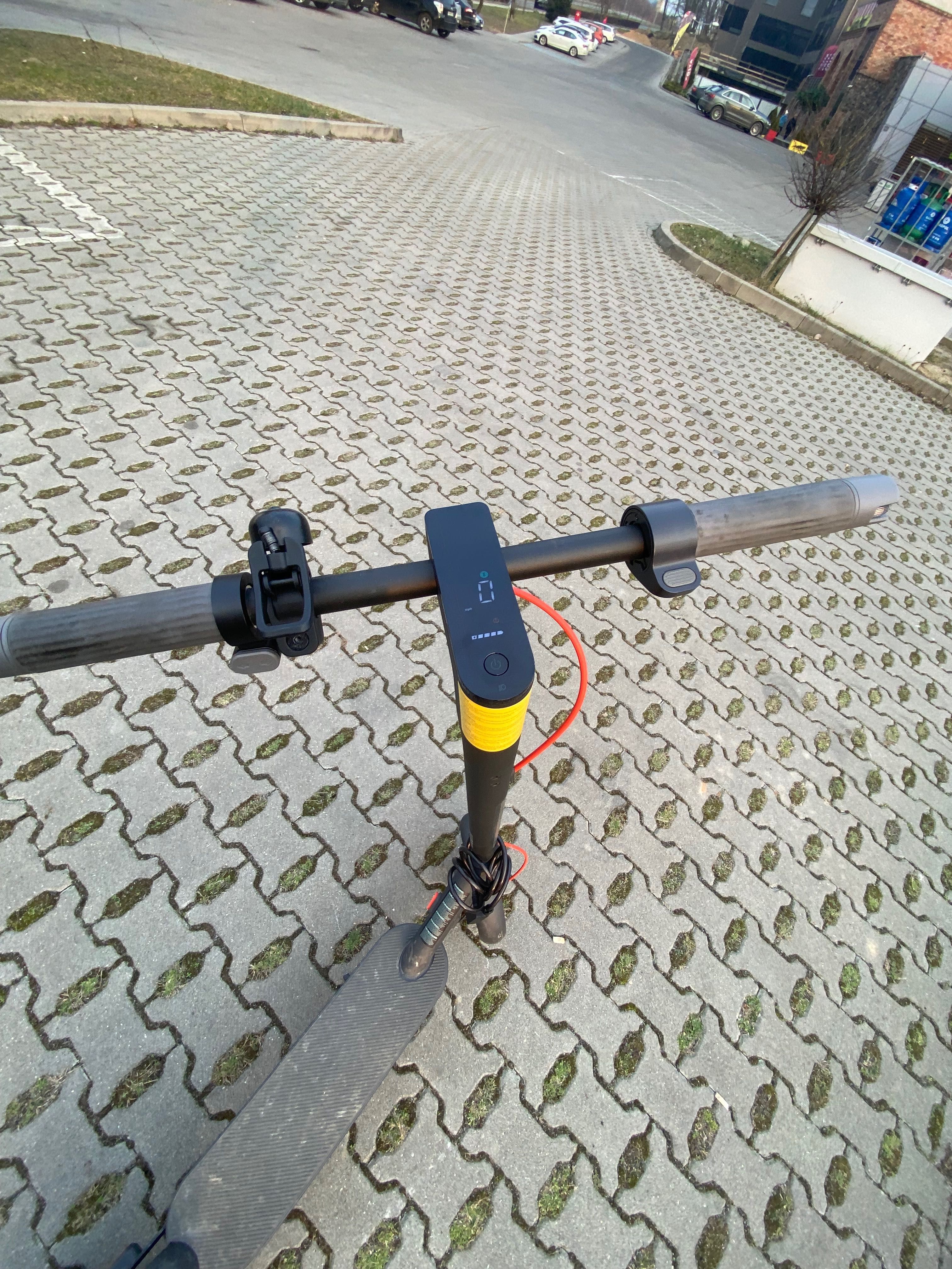 Xiaomi 4 Pro skuter elektryczny na sprzedaż (używany)