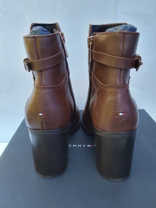 Nowe botki TOMMY HILFIGER skórzane brązowe sztyblety 37