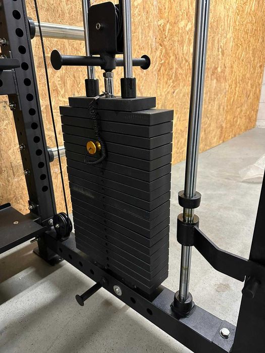 Brama treningowa ze stosem 2x100kg, Suwnica, wyciąg górny i dolny itd