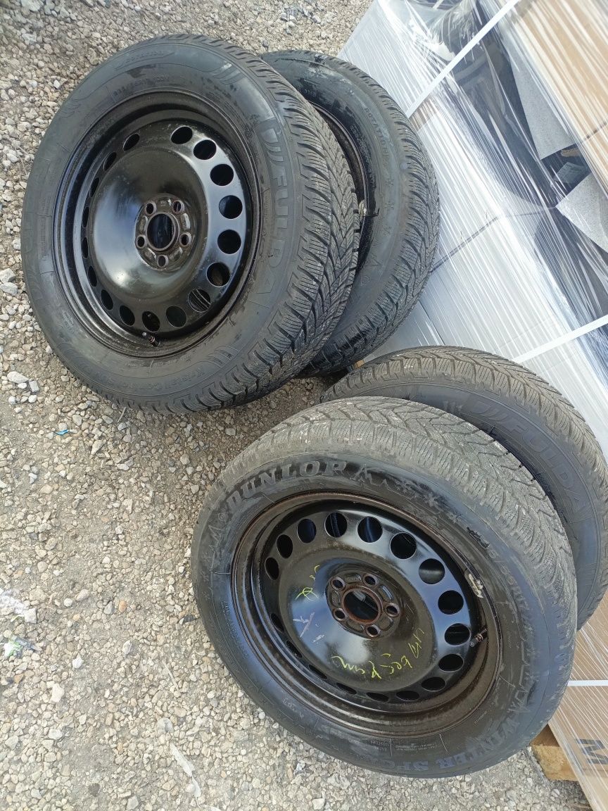Koła zimowe Ford 235/55/17 Fulda Dunlop 22-24r