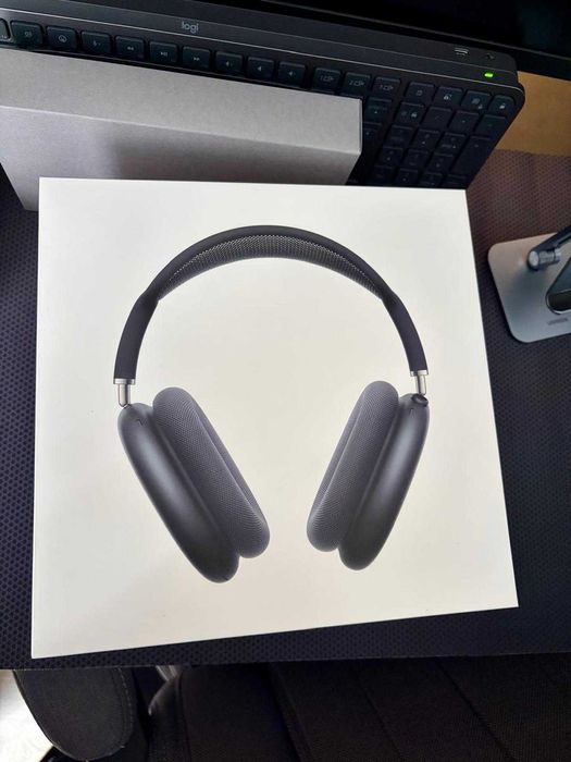 AirPods Max Preto
