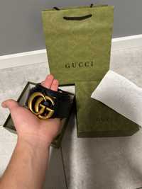 gucci pasek z złotą klamrą