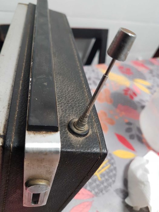 Radio NEC vintage 1973 australiano