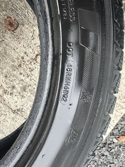 Opony zimowe 235 55 R19 2x8mm/2x6mm