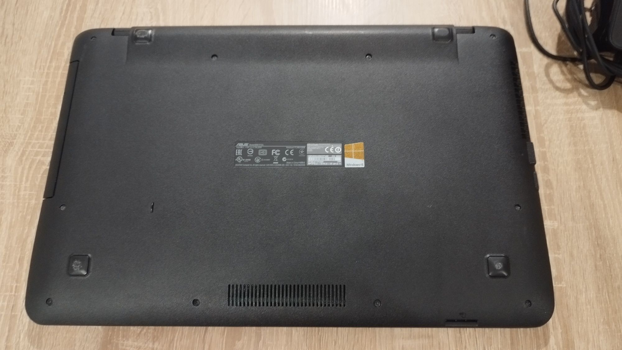 Laptop Asus R752LK 17,3" w bardzo dobrym stanie, dorzucam torbę gratis