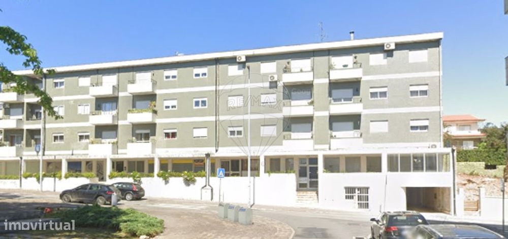 Apartamento T4 para venda