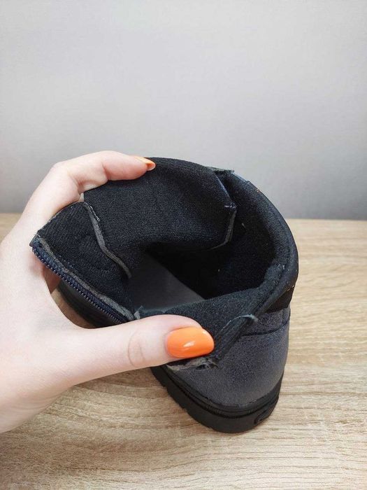 Дитячі демісезонні черевики (розміри 28 (18 см); 29 (18.5 см))