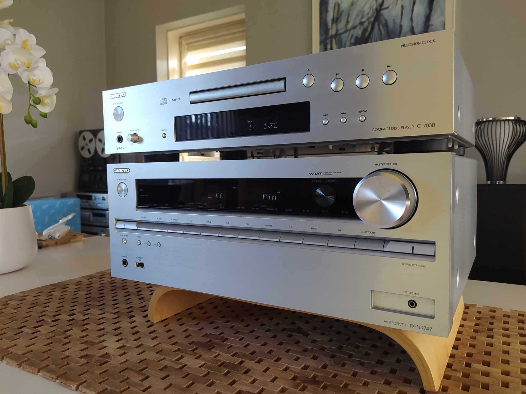 Onkyo TX NR747 + Onkyo C7030  (wysokie modele / zadbane)