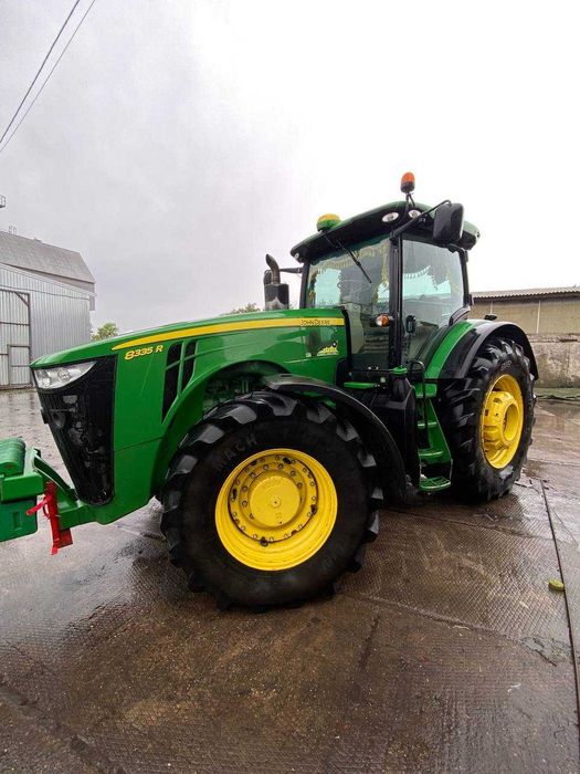 Трактор JOHN DEERE 8335R