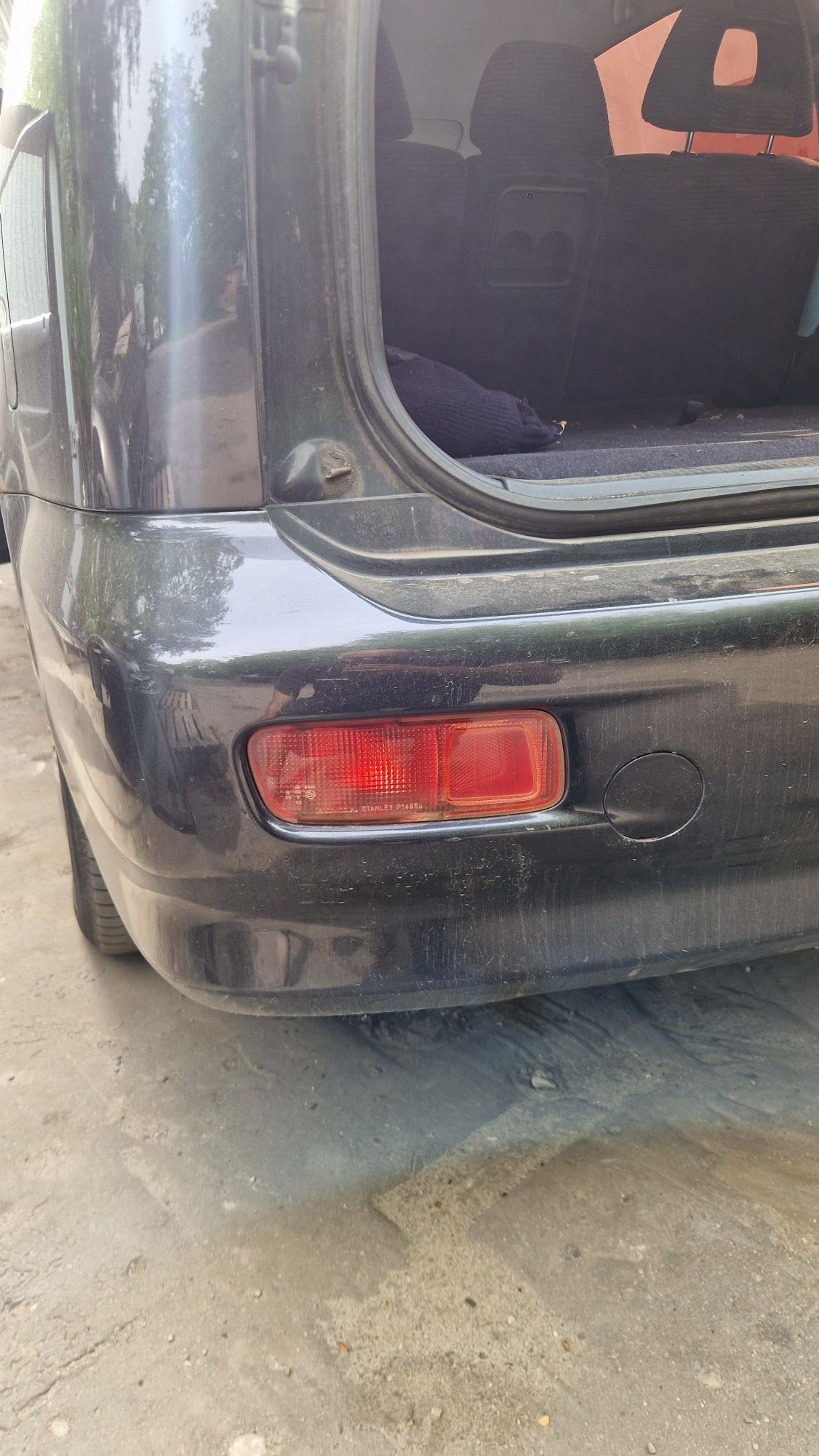 Lampka lewy tył światło przeciwmgielne ze zderzaka Honda Stream
