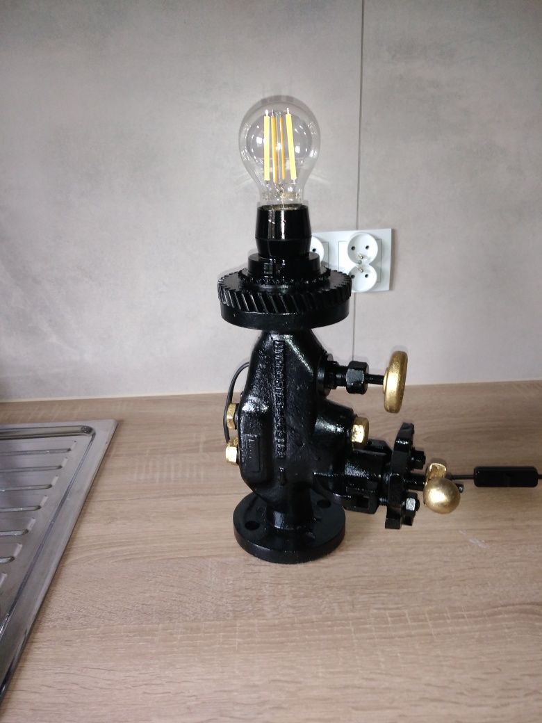 Lampa industrialna loft