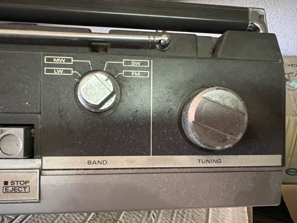 Boombox radio Hitachi