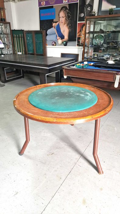 Mesa de Jogos e Cartas