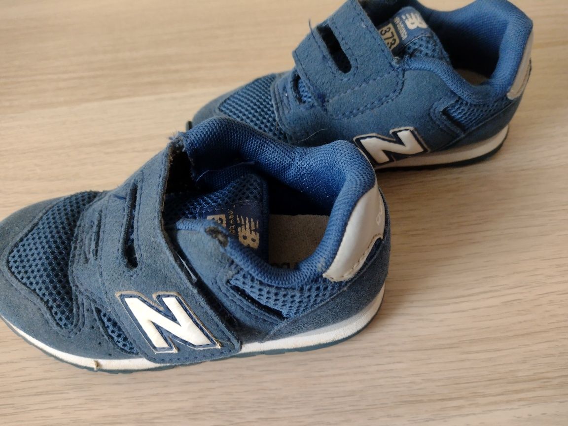 New balance buty na rzep dziecięce 35.5