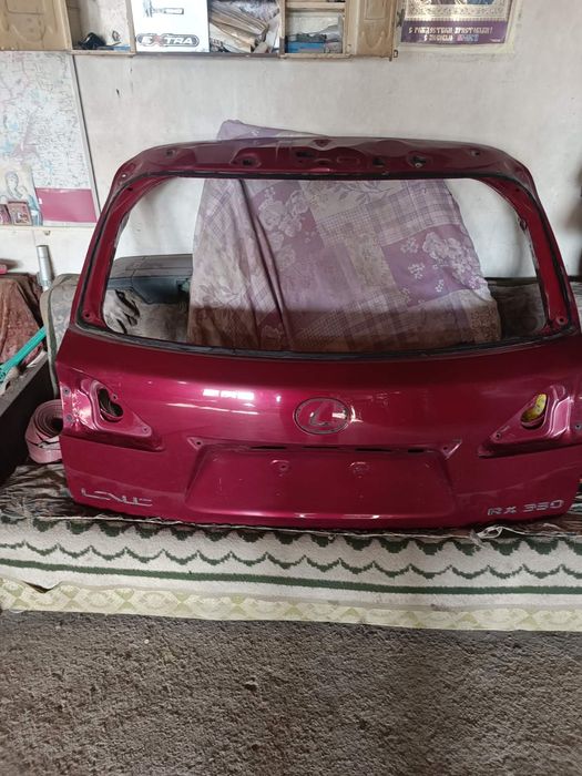 Задняя кришка ляда LEXUS RX 350 2010