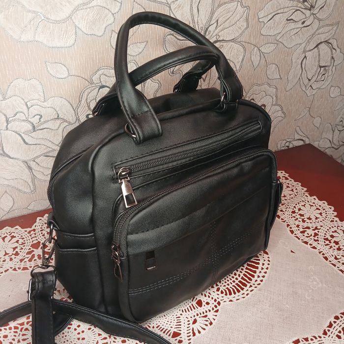 Женская сумка (рюкзак )