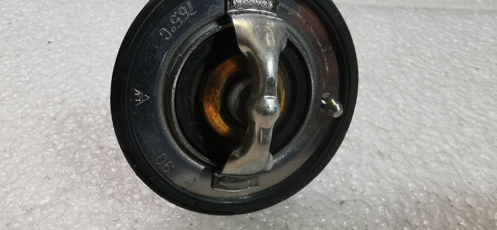 Termostat cieczy chłodzącej mitsubishi Lancer IV V Pajero II III org.