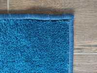 Wykładzina gruba ciepla, dywan niebieski 4,5m2 wym 282cm 163cm