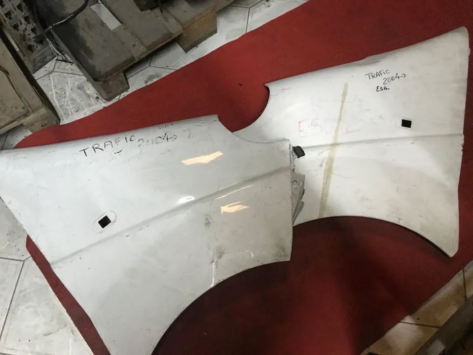 Guarda-lamas renault trafic / opel vivaro / nissan primastar