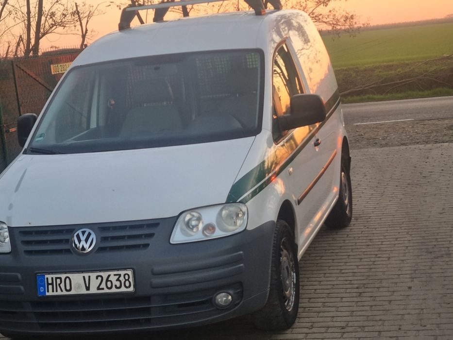 Ładne cały z niemiec 1.9 Sdi 75 koni 220 tyś przebieg