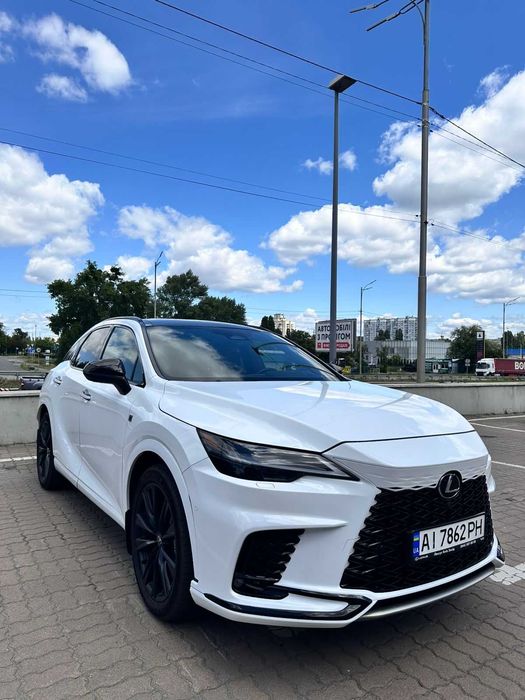 Lexus RX 2023 V покоління • 500h AT (371 к.с.) AWD • F Sport