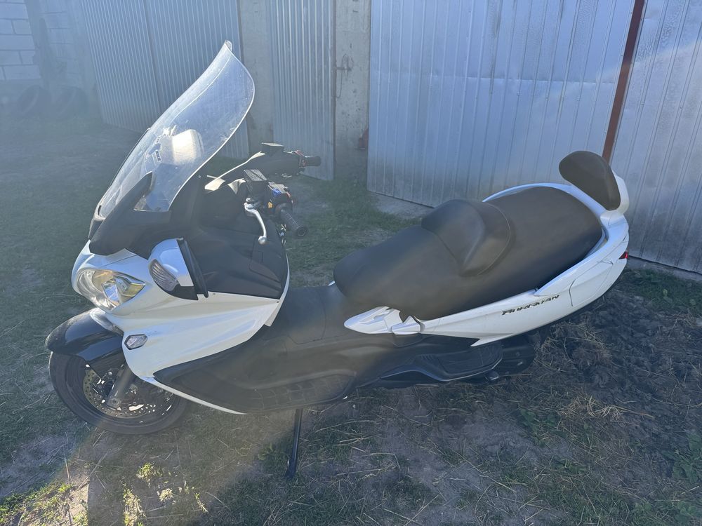 Skuter Suzuki Burgman AN 650