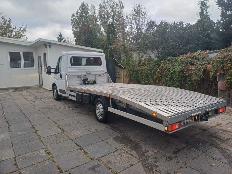 Autolaweta - laweta na wynajem - wypożyczalnia /Warszawa /Fiat Ducato