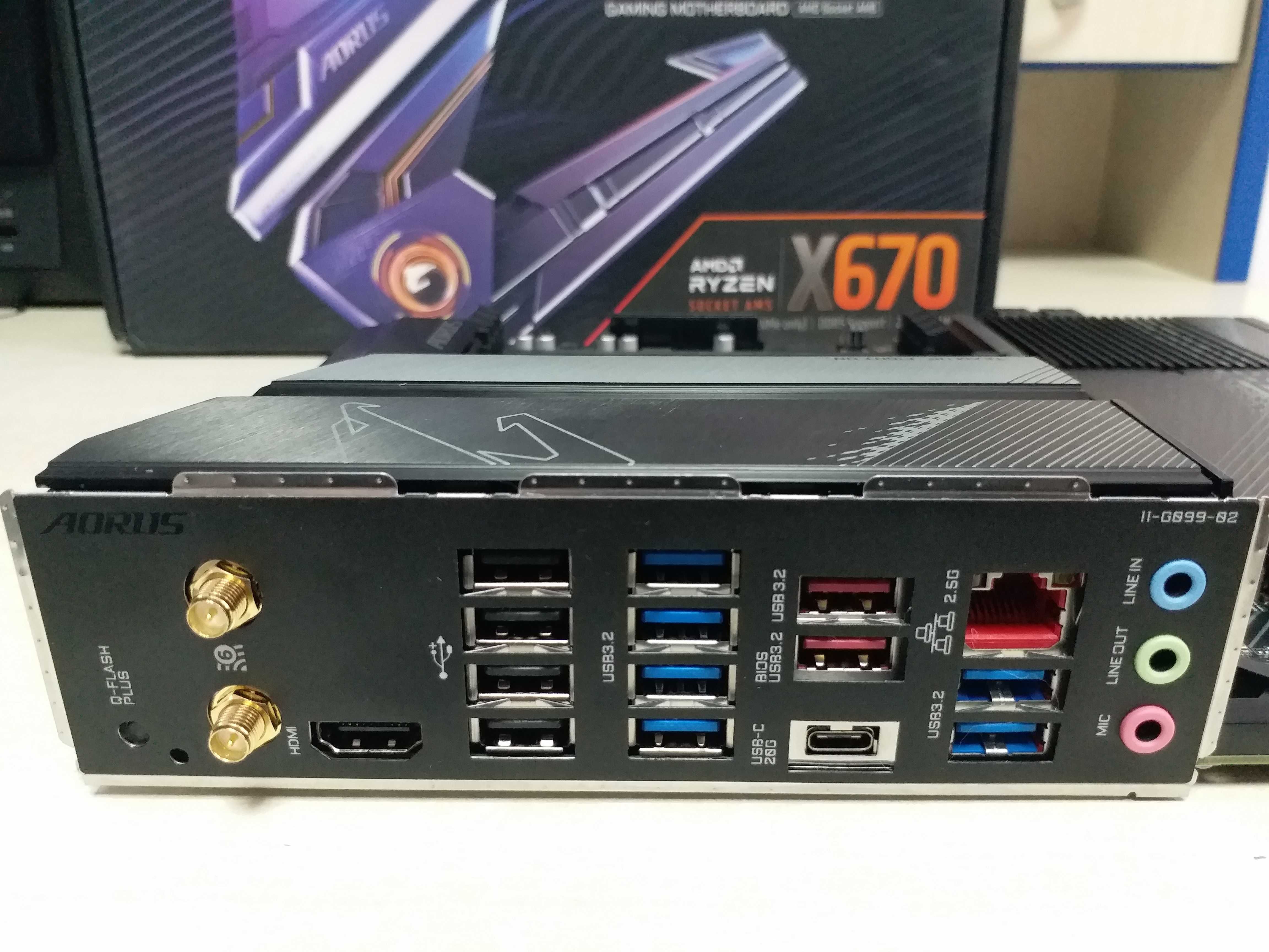 Топ плата Gigabyte X670 AORUS Elite AX