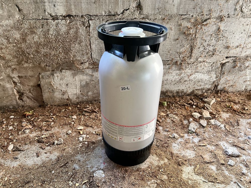 Petkeg 20l i głowica płaska flach A typ A z zaworem bezpieczeństwa
