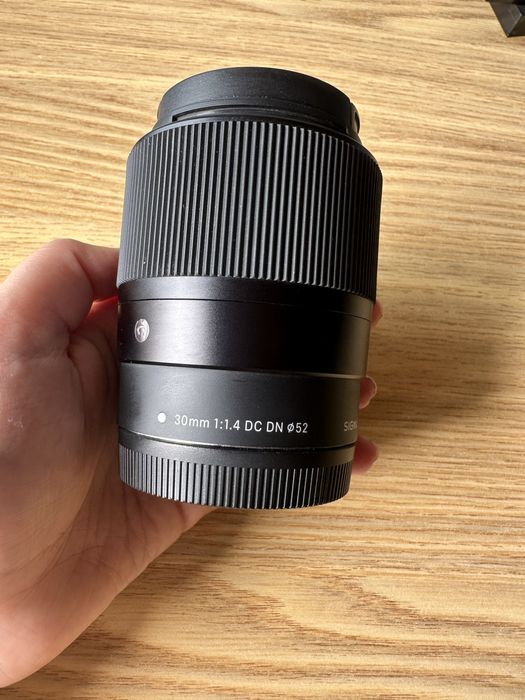 Lente Sigma 30mm 1:1.4
