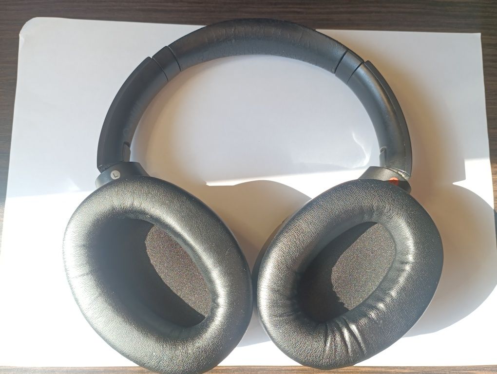 Наушники Sony MDR-1000x с чехлом.По Bluetooth+ проводу