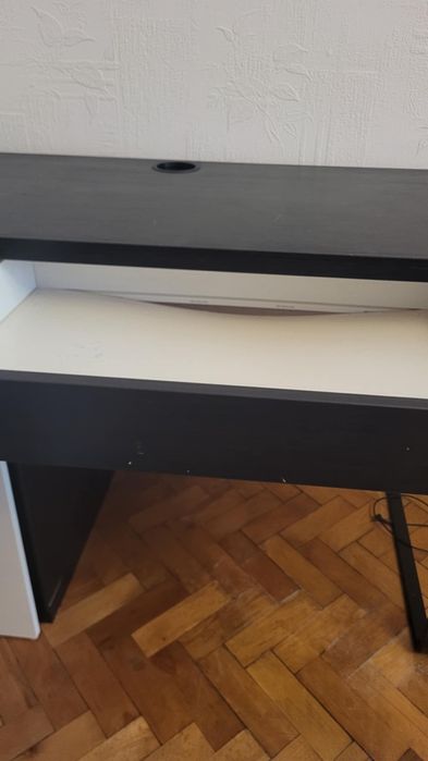 Nowoczesne  biurko komputerowe/ do pracy