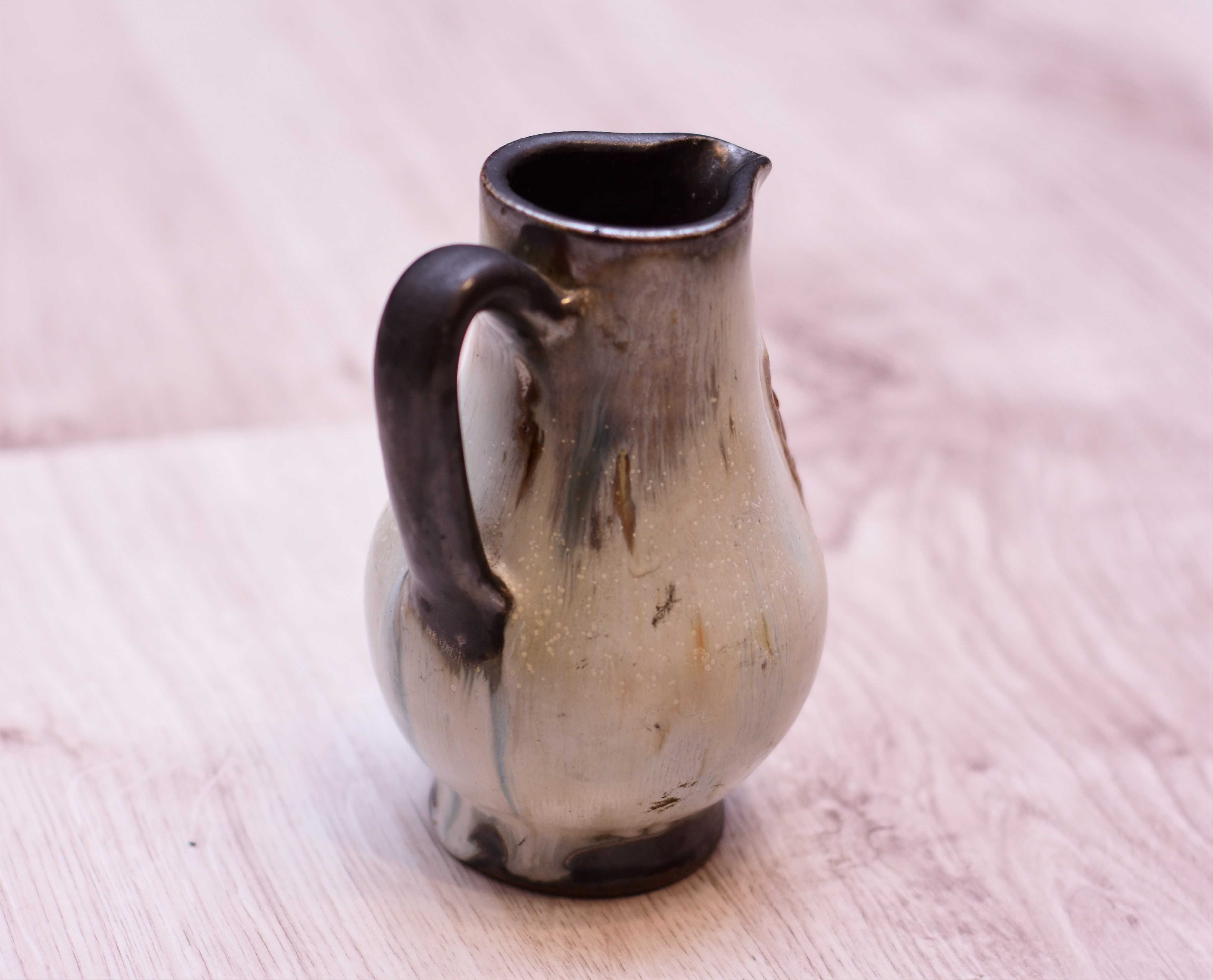 Dzbanek, mlecznik ceramiczny, szkliwiony lata 60-70 ręcznie wykonany