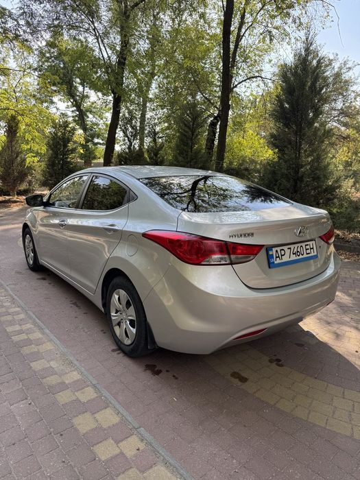 Hyundai Elantra 1,6
