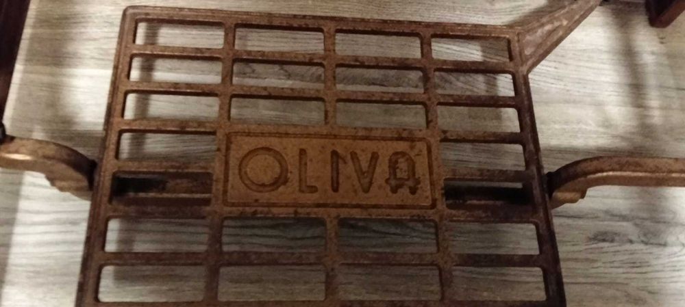 Maquina Costura Oliva (adaptada)