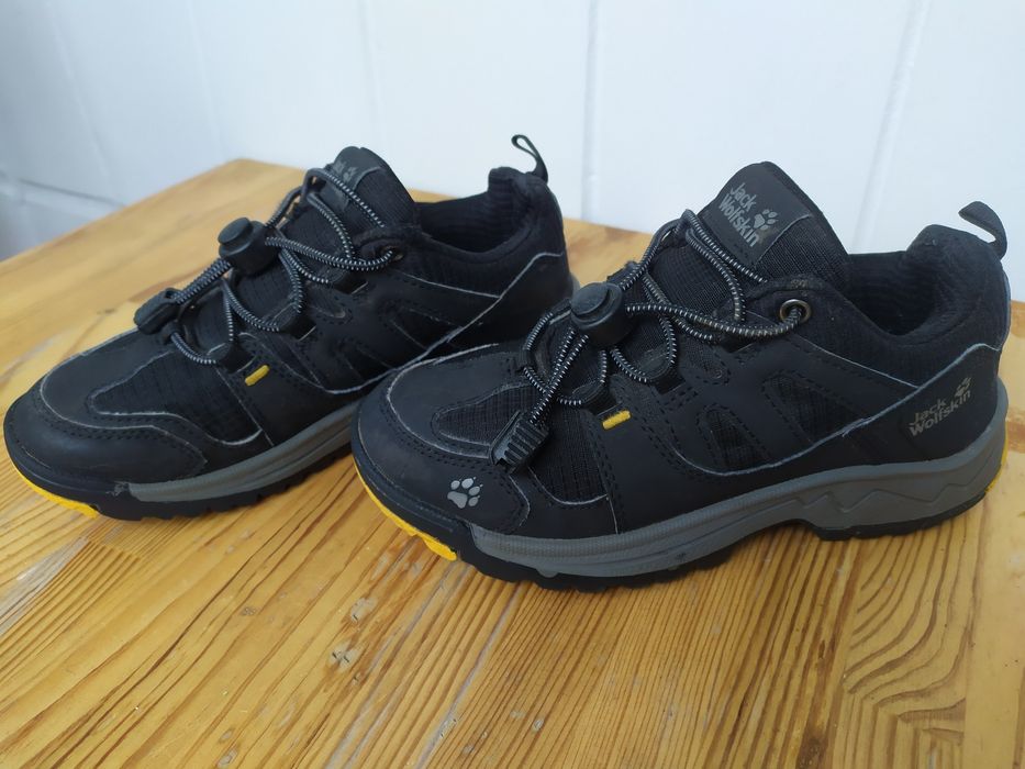 Кросівки  дитячі Jack Wolfskin 32 розмір.