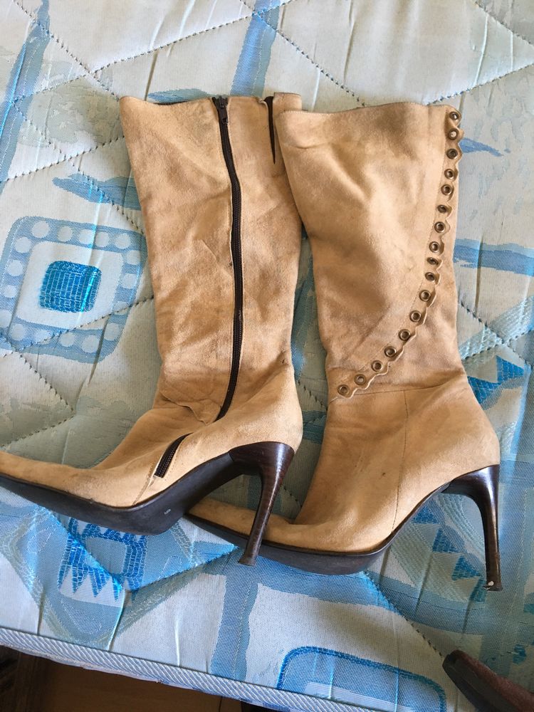 Botas cor camel 40