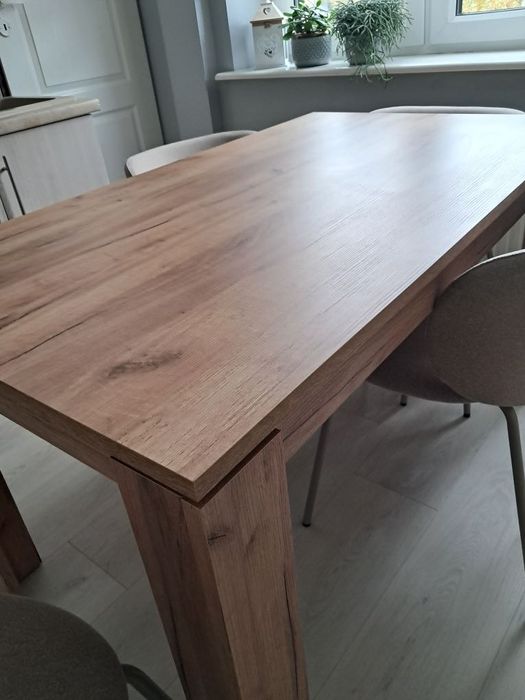 Stół drewniany kuchenny duży przepiękny