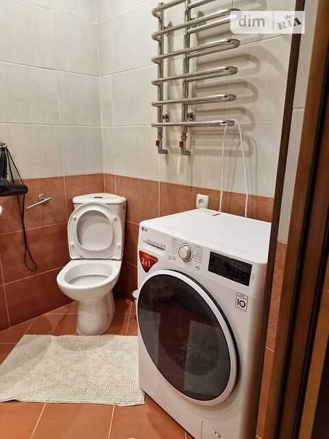 Продам 2-к квартиру в Центрі міста!