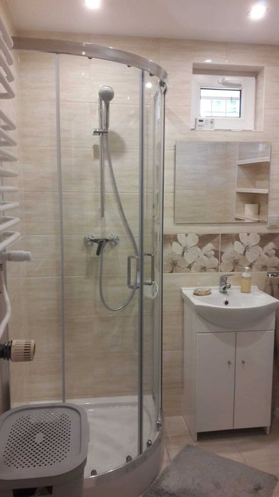 Kawalerka blisko Politechniki, Galerii Korona i Echo cena z czynszem