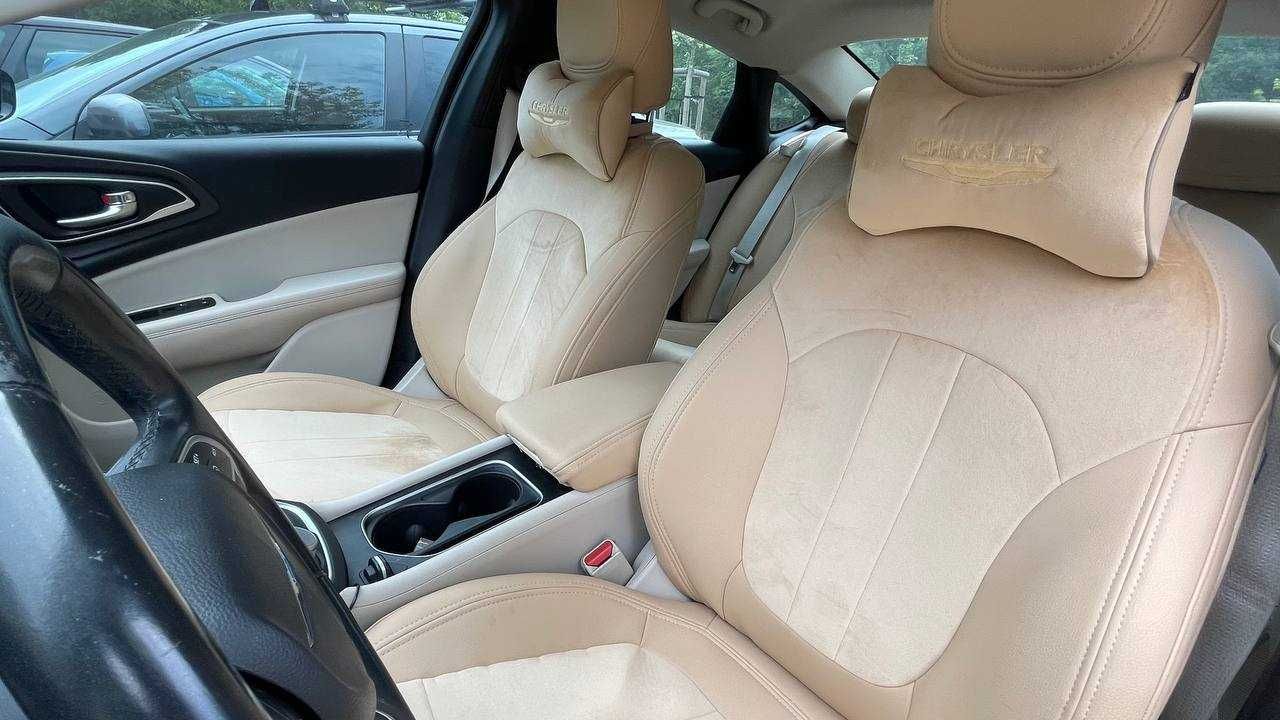 Chrysler 200 2.4i AT 2WD (184 л.с.) 2015