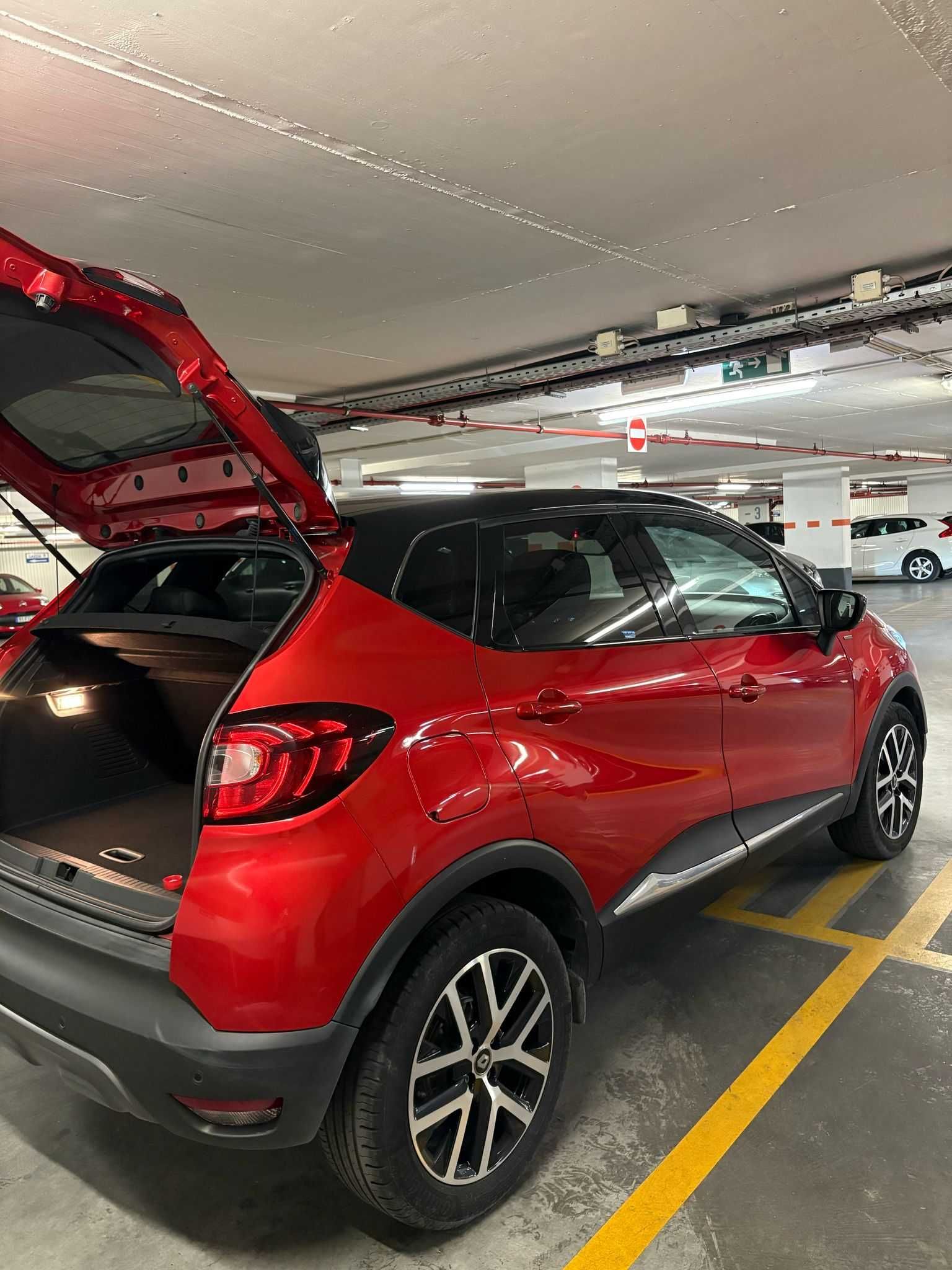 Renault Captur Red Edition 1.3 TCe 130CV - 32.385km | Impecável