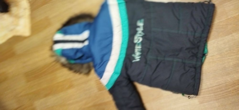 Зимова куртка champion р. 152 на  11-12 років