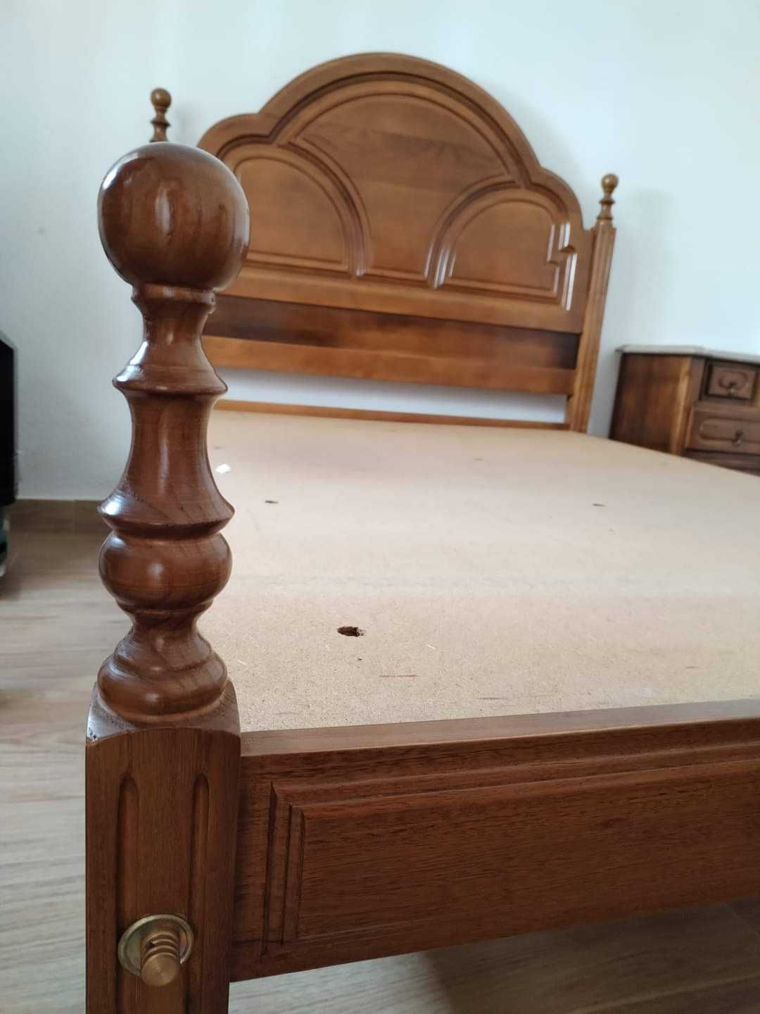 Quarto de casal em excelente estado