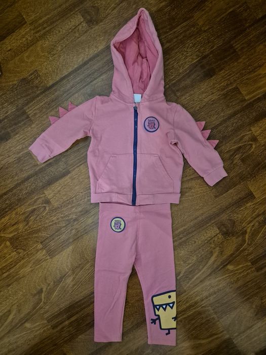 Zestaw bluza i spodenki 86