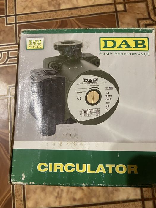 Насос ДАБ , новый в упаковке, продаю за не надобностью, лежыт без дела